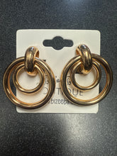 Load image into Gallery viewer, Double Hoop Clip On Earrings