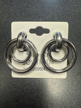 Load image into Gallery viewer, Double Hoop Clip On Earrings