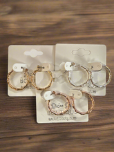 Load image into Gallery viewer, Hoop Earrings
