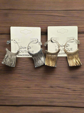 Load image into Gallery viewer, Fringe Earrings