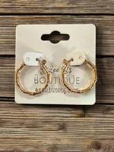 Load image into Gallery viewer, Hoop Earrings