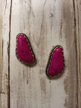 Load image into Gallery viewer, STONE EARRINGS ER1102