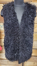 Load image into Gallery viewer, Fur Vest With Pockets #6246
