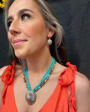 Load image into Gallery viewer, Western Concho with Seed Beads Necklace Set