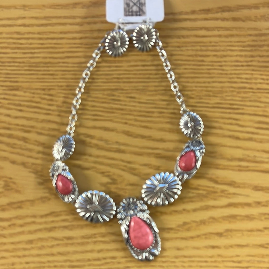 Silvertone Pink Concho Necklace Set