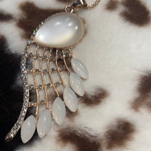 Load image into Gallery viewer, Rose Gold Angel Wing Necklace