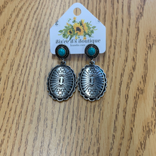 Load image into Gallery viewer, Concho Earrings 1277340